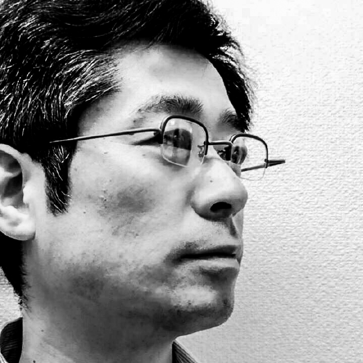 メガネのおうさかへようこそ